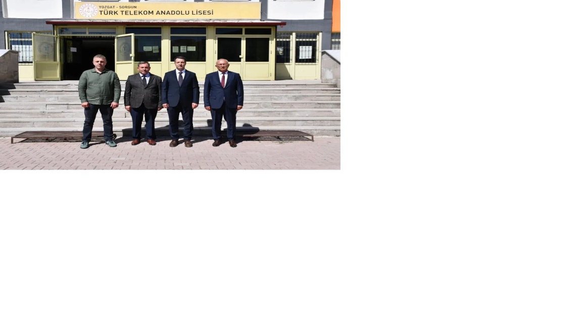 SORGUN KAYMAKAMIMIZ ABDURREZZAK  CANPOLAT BEY VE SORGUN İLÇE MİLLİ EĞİTİM MÜDÜRÜMÜZ MUSA ÖCAL BEY OKULUMUZU ZİYARET ETMİŞLERDİR KENDİLERİNE TEŞEKKÜR EDİYORUZ.
